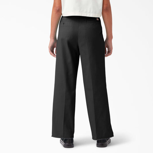 Dickies Women's Twill Cropped Ankle Pant